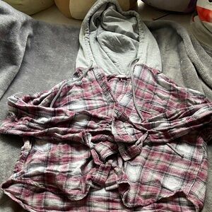 Aeropostale Pink and Gray Plaid Shirt